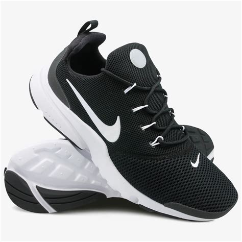 nike 42 schwarz|nike herren schuhe schwarz.